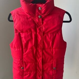 GreenTea Women’s Red Puffer Vest - Small | Lightweight Quilted Winter Outerwear